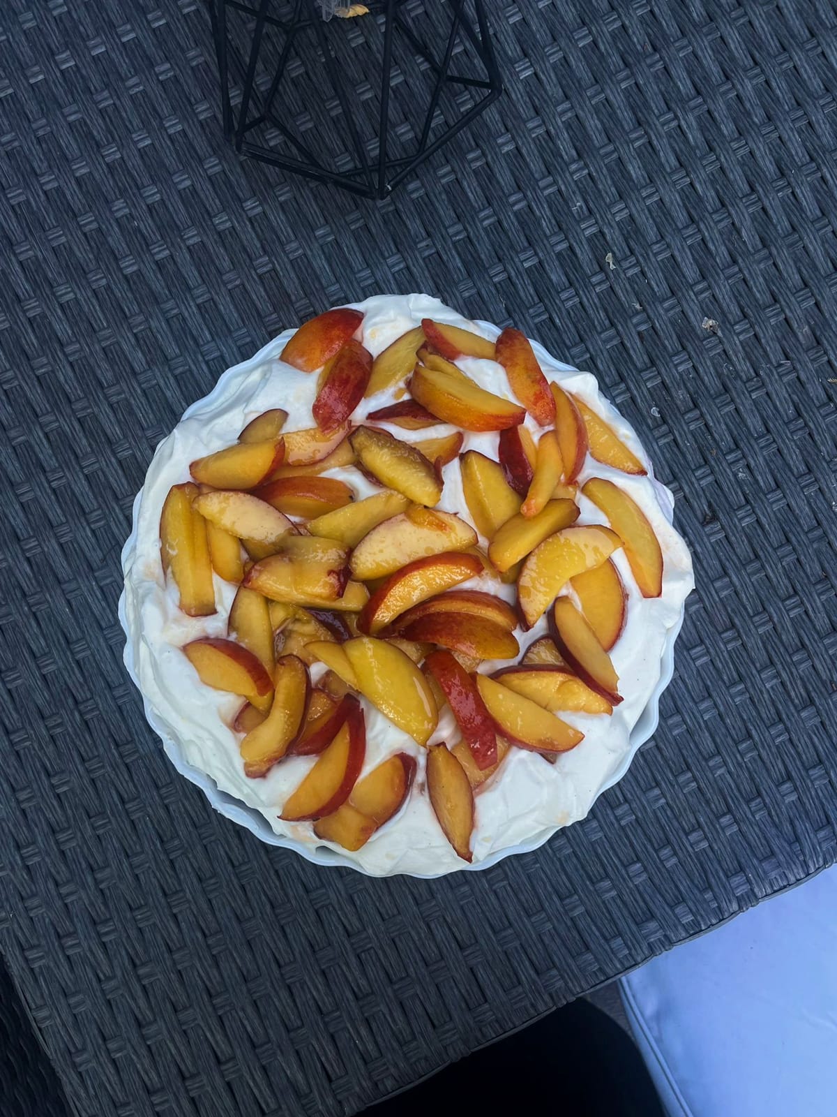 Peach pavlova from above